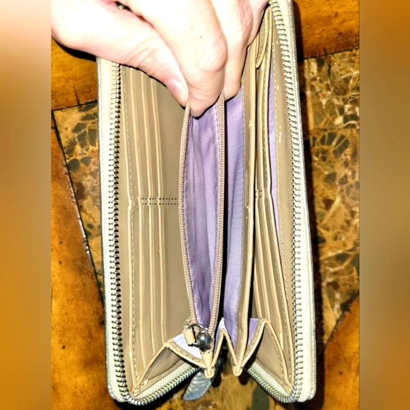 Coach long zippy wallet - Picture 6 of 10